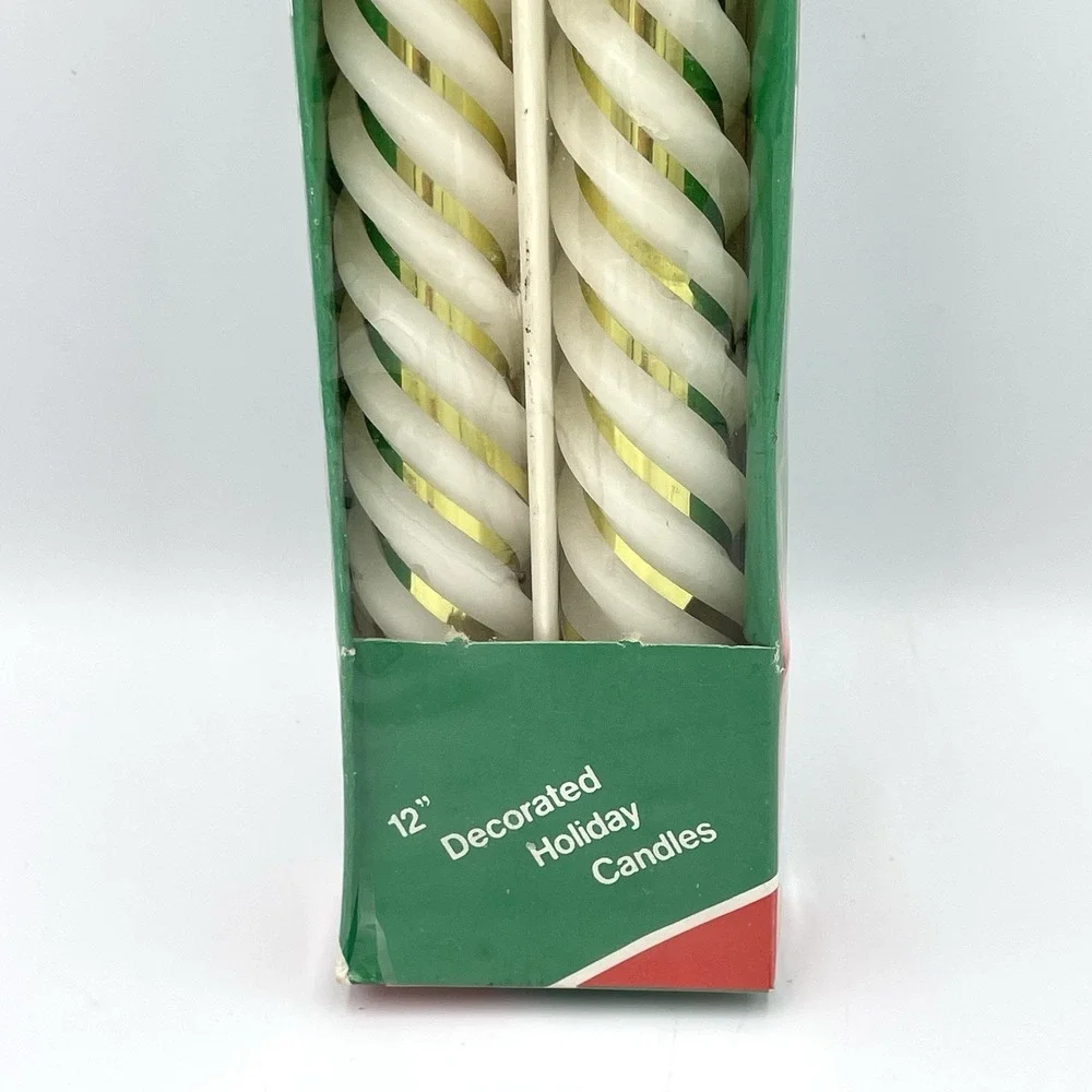 Vintage‎ Santa's Favorites 12